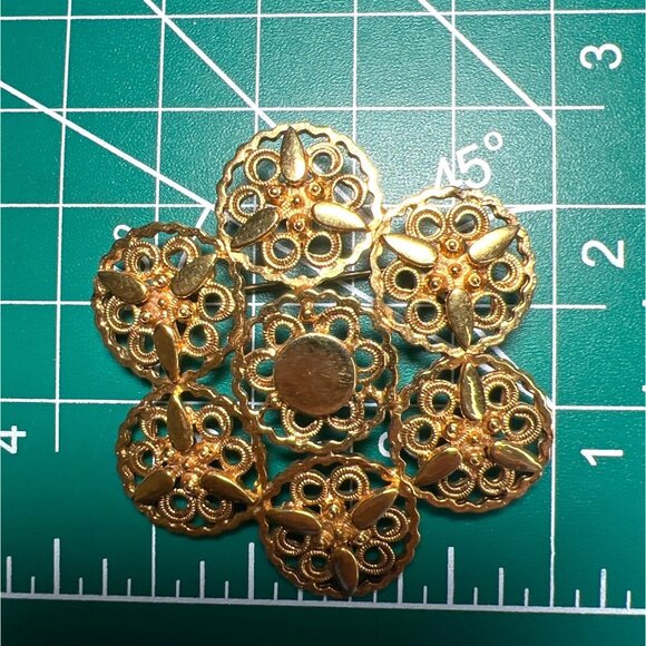 Florenza Filigree Flower Brooch Pin Intricate Design Gold-tone Vintage - Picture 5 of 8